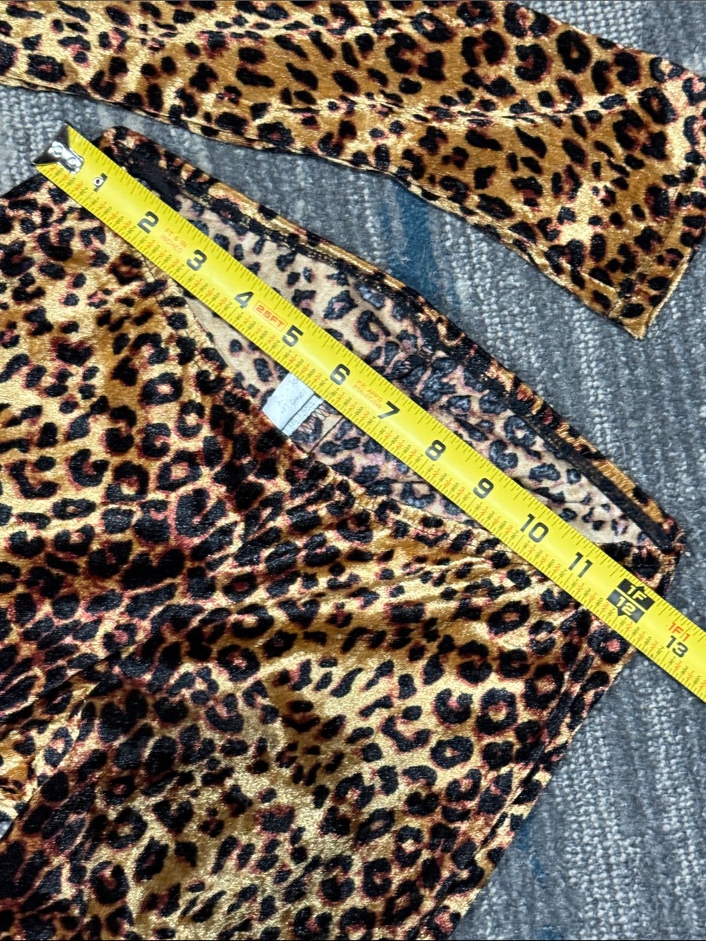 Size Small Juniors Leopard Print Halloween Costume - Picture 4 of 5